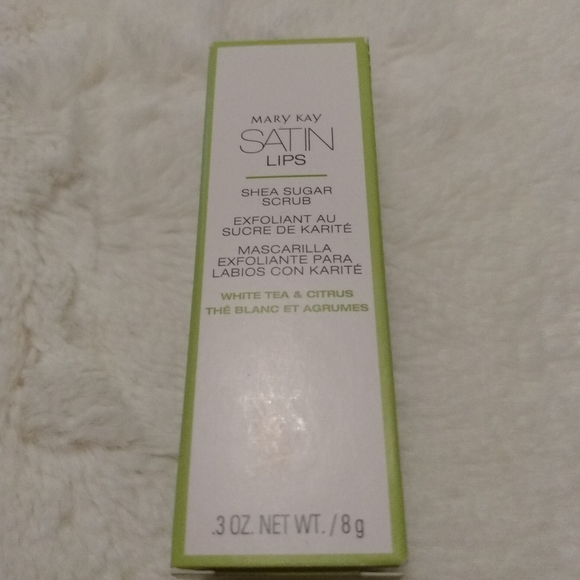 Mary Kay Satin Lips - Picture 2 of 2